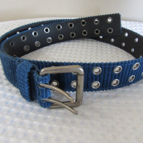 Belt size Ladies Medium/Large - Picture 1 of 9